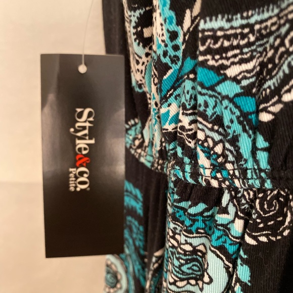 Style & Co // Petite Sleeveless Dress - Picture 6 of 8